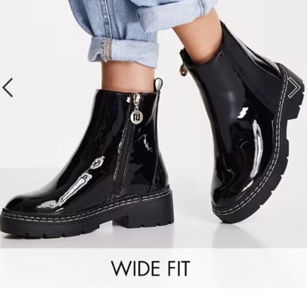 River Island Wide Fit Patent Chunky Chelsea Boot in Black Size 6
